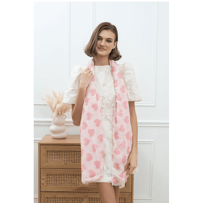 Hovedbilde Skjerf med hjerter rosa 