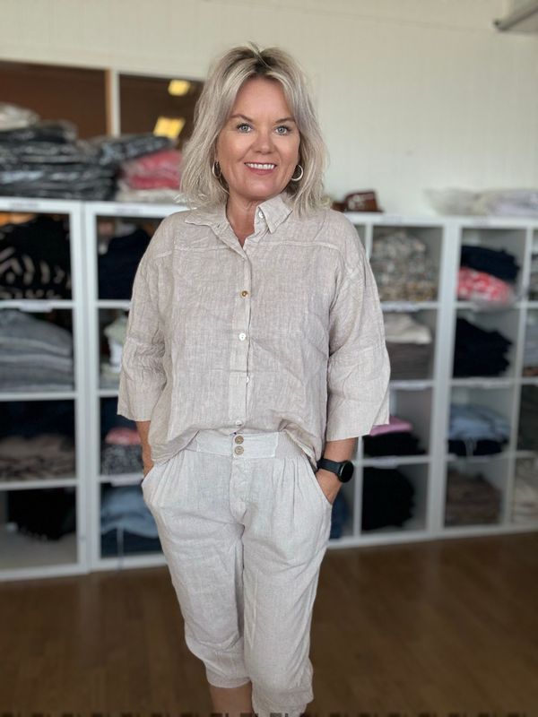 Ewa wide lin shirt sand