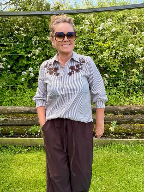 Esevalina Skjorte – Moonbeam med Mole