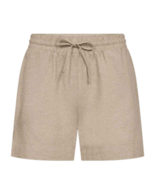Lava shorts sand