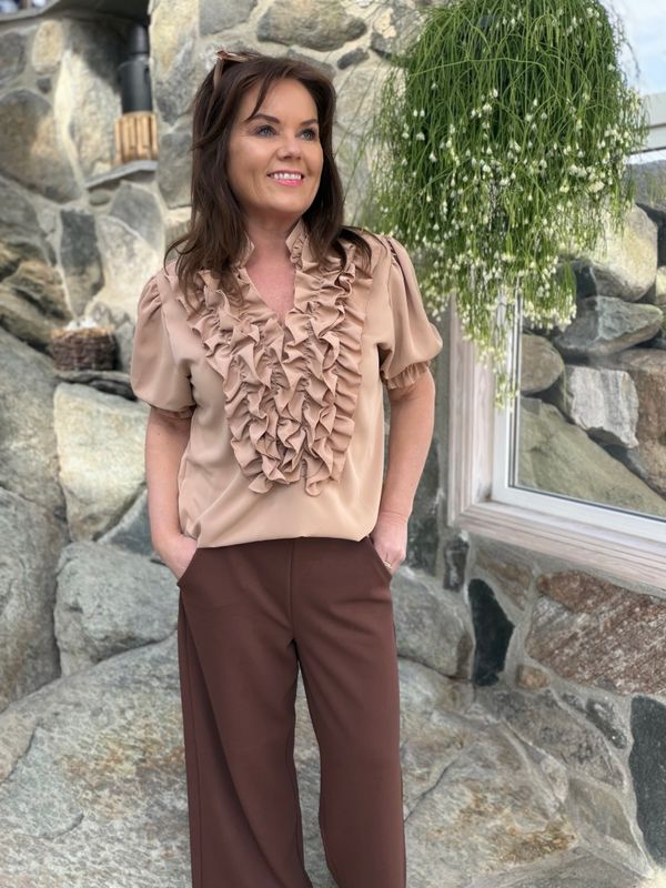 Lux frill korte ermer sand 